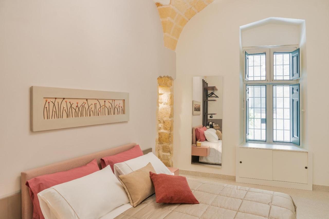 Michelangelo B&B เลชเช ภายนอก รูปภาพ