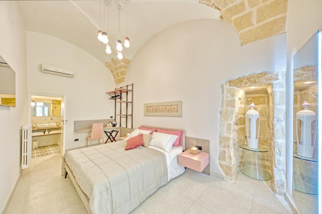 Michelangelo B&B เลชเช ภายนอก รูปภาพ
